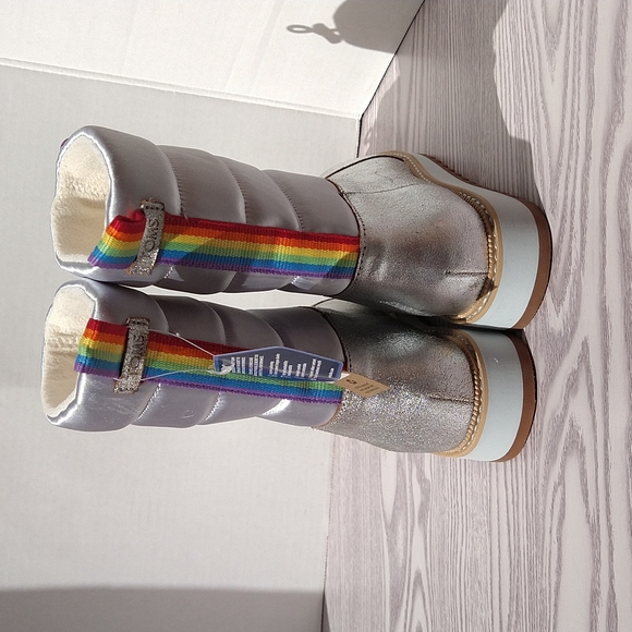 Toms Makenna silver metallic leather Winter Rain Boots size 8.5 - Picture 7 of 17